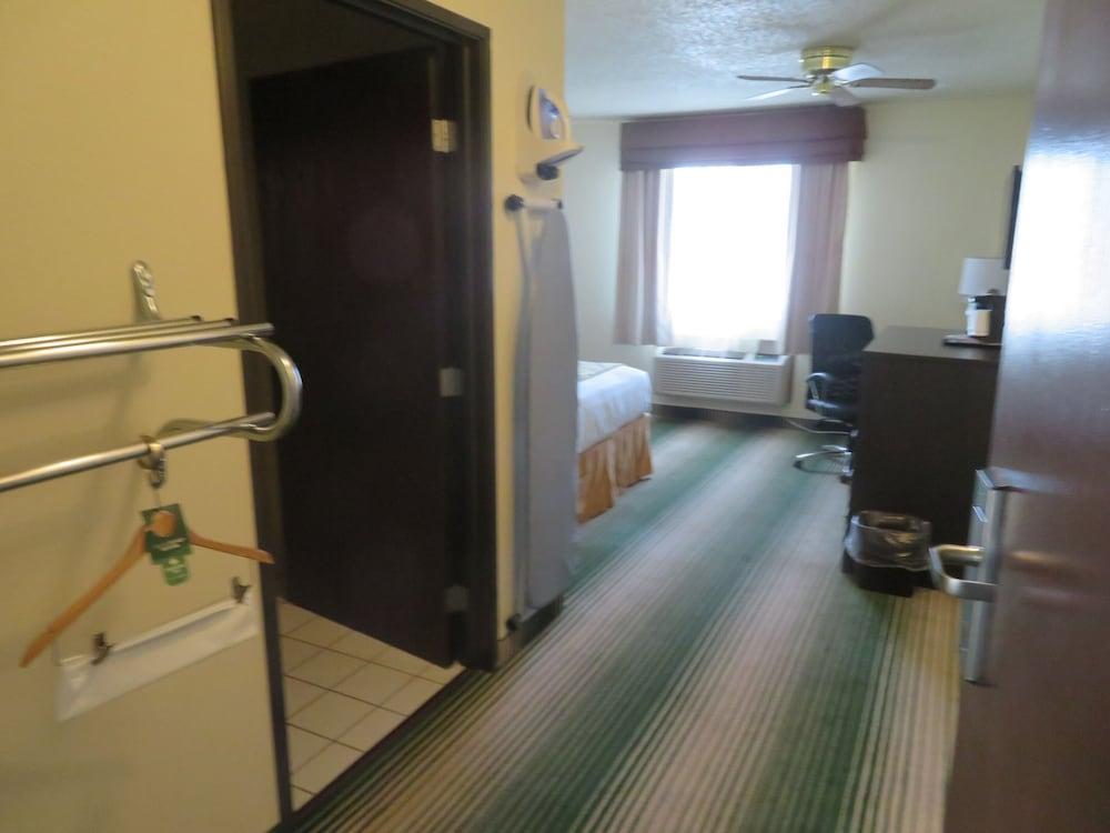 Surestay By Western 2* Montrose